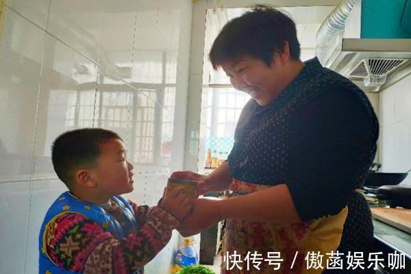 红烧肉|有几种孩子很讨大人喜欢,但出社会后往往难立足,希望没你家娃