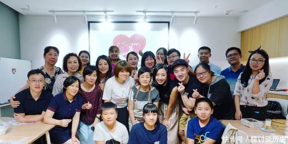 非遗传人亲自教做烧卖,清清学会了吗?