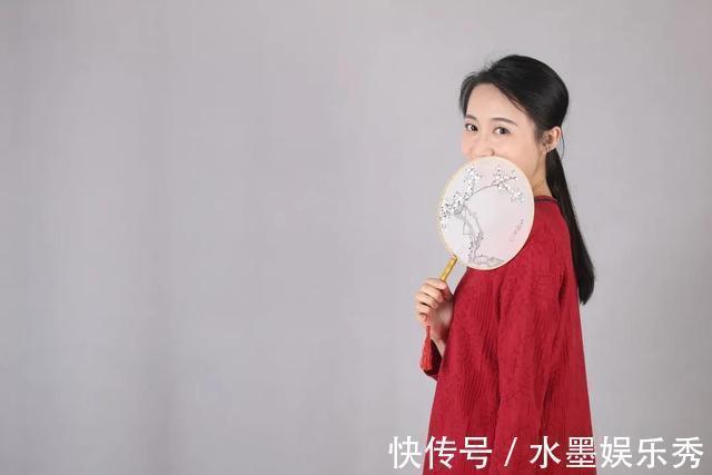 铁公鸡$“酒中不语真君子”,后半句也是精华,藏着一个人的人品