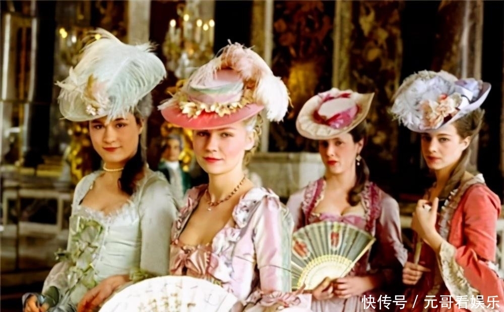 法国人|王后被士兵押上断头台，行刑前优雅地对刽子手说：对不起，请原谅