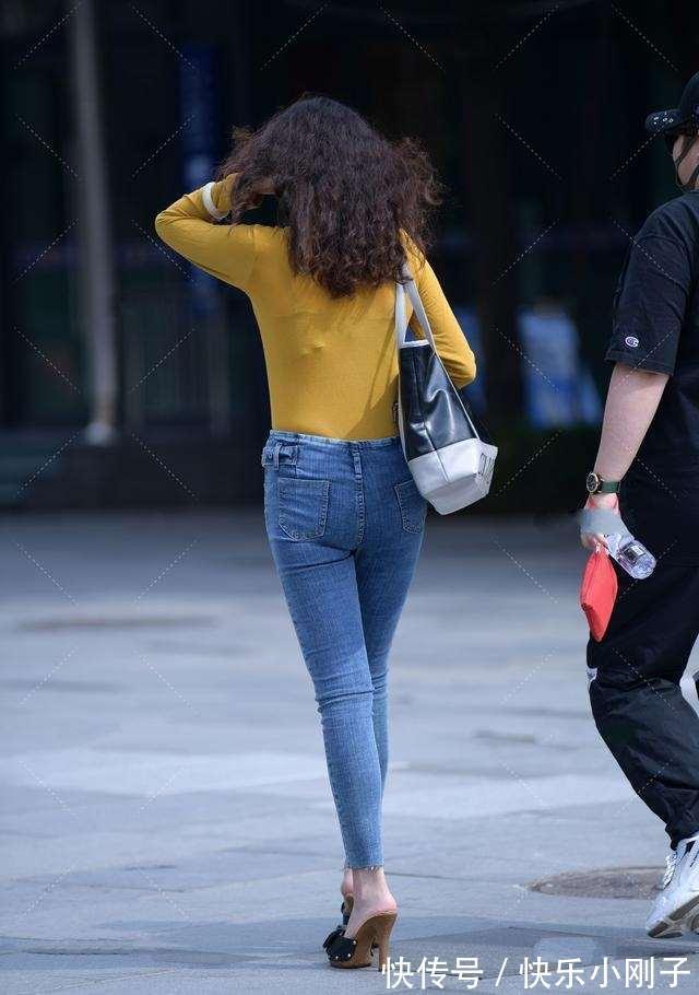 下装 有点微胖的打底裤美女,版型风格精致轻柔,非常实用