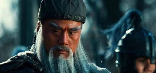 斩杀|曹操败走华容道，如果关羽不放过他，真有实力将其斩杀吗？