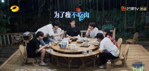 周迅|《向往4》宋威龙汪苏泷延期蹭饭，与周迅待遇差距大，原因太现实