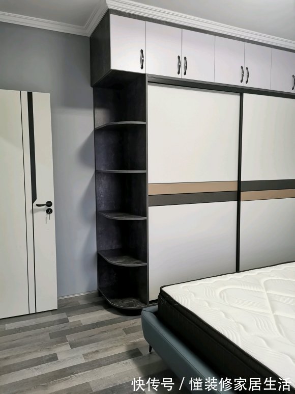 阳台|新房已入住,144平不含家具花了10万,后悔主卧阳台通铺木地板