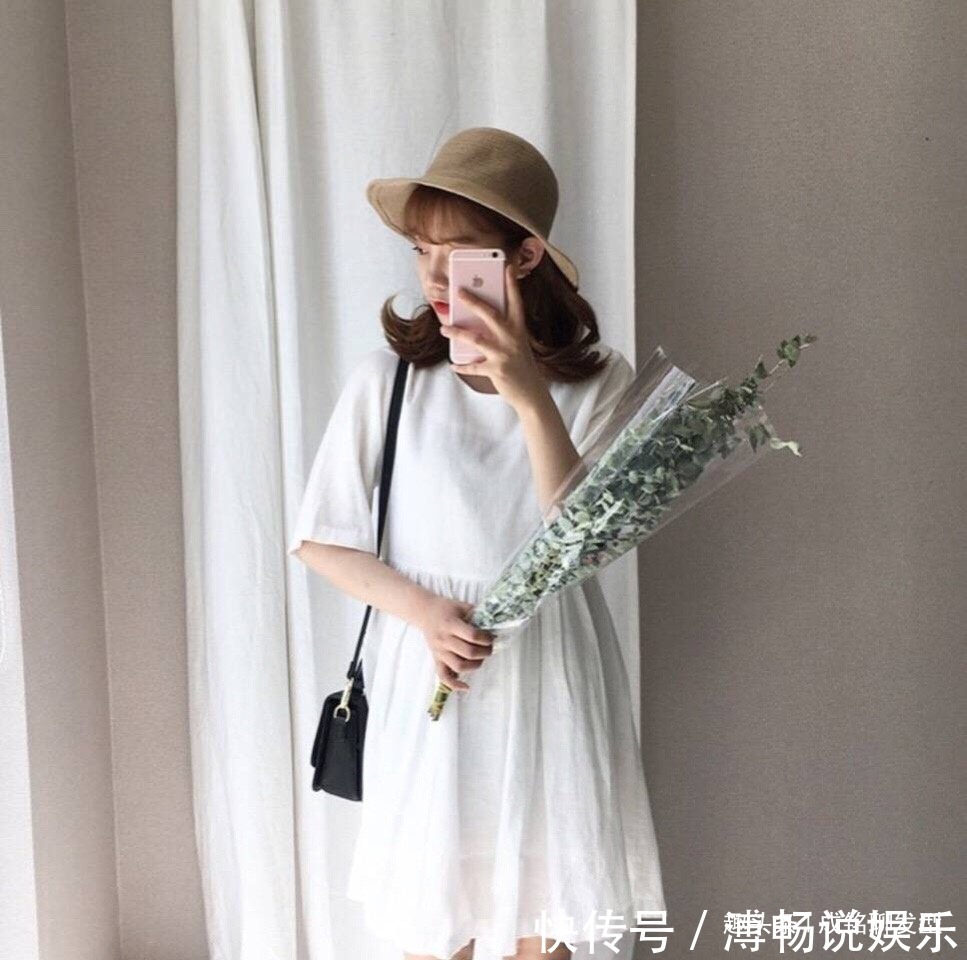 发型|初秋小香风穿搭,配洋气的时髦发型,小女生秒变大女神