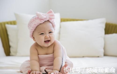 辅食|家长给孩子添加辅食,要牢记“4吃3不喝”,孩子吃得营养更健康