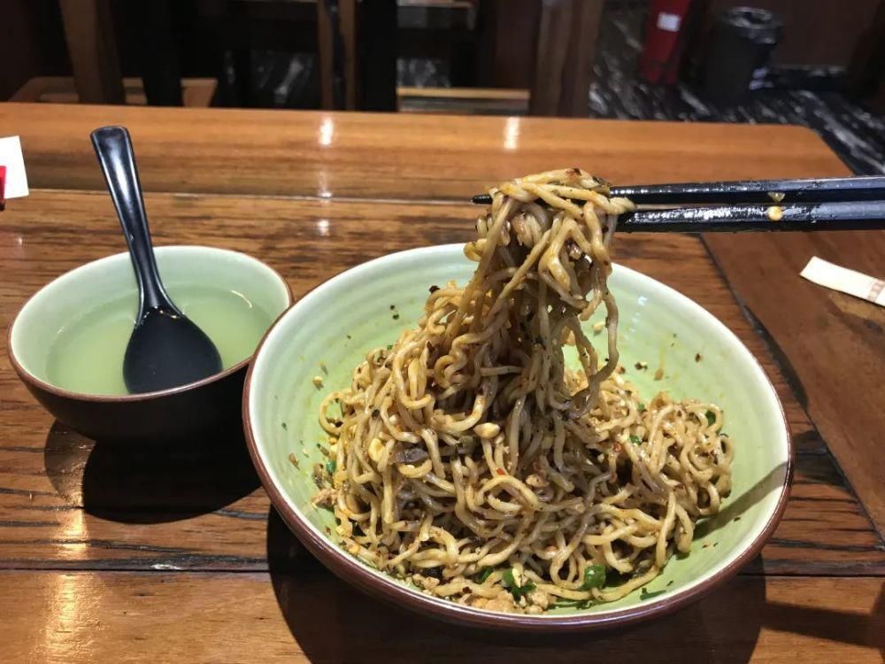  牛肉都|莘庄的十碗面，你pick哪一碗?