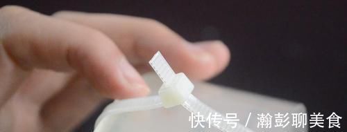 胶带上绑一根塑料扎带,作用太棒了,解决了很多人的困扰,太实用了