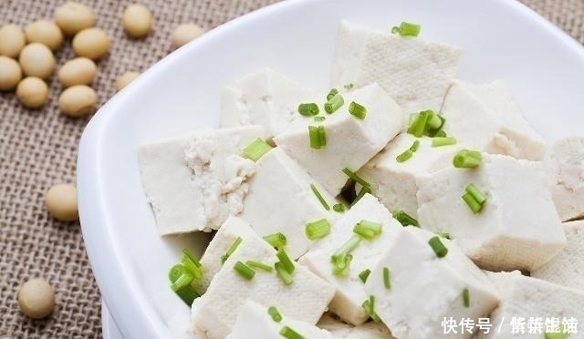 大杏仁|原来吃虾皮不能补钙?医生:真正补钙的4种食物,很多人都不爱吃