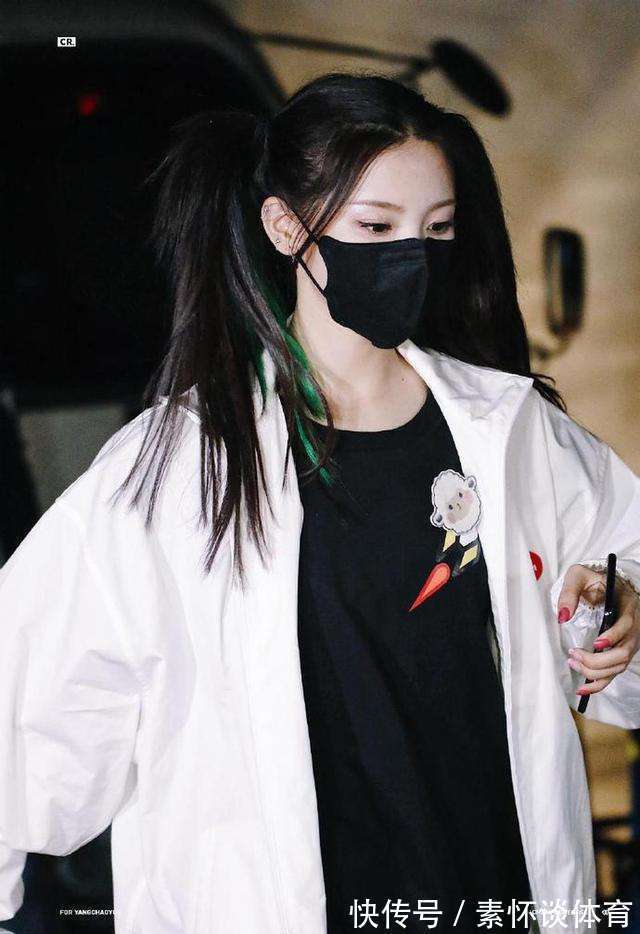 程潇漫|“归国四女”约好换发色?孟美岐新发型超惹眼,程潇漫画脸好抢镜