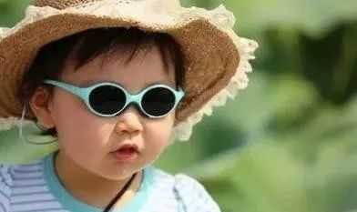 食物|在孩子的身高猛涨期,三种食物尽量别给孩子吃,小心个子长不高