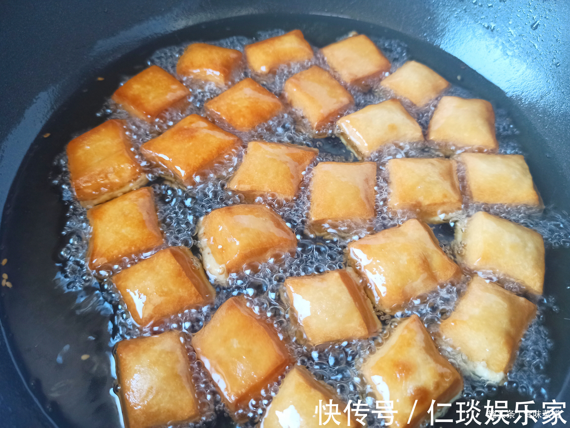 15年前最火的零食,小时最爱,不夸张地说我的蛀牙,全拜它所赐