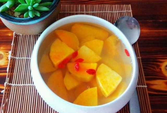 红薯不能和|红薯搭配不能盲目，不注意可能就会中毒，大部分人都不了解