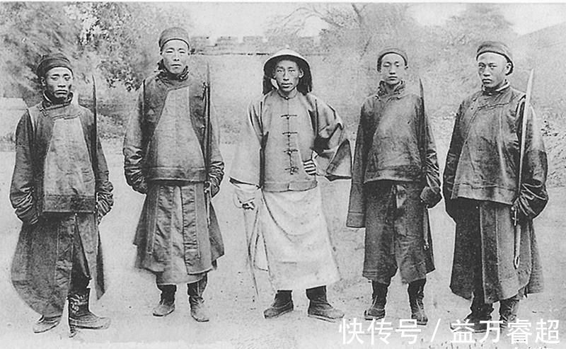 王谦益@六旬老翁，效法宋江啸聚山林，却败在“光棍不斗势力”这句古训上