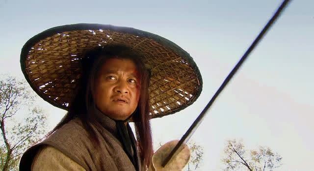 梁山的发展离不开此人,他却甘居幕后,从不居功,不是吴用公孙胜