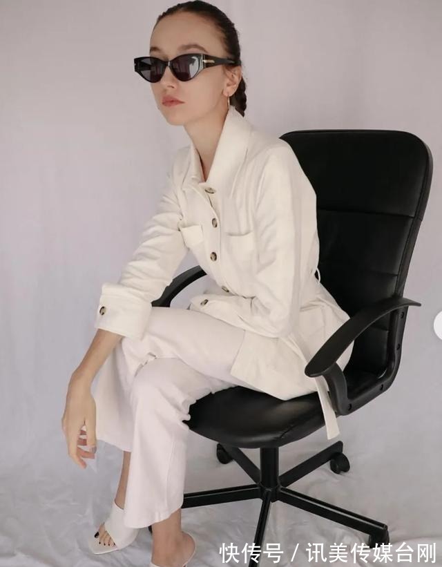 成套|衣服很多却不会穿搭？学会“成套穿”你就赢了！