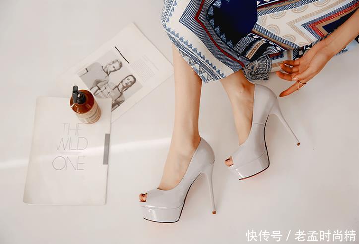 个性|鱼嘴鞋,保持女性独特个性与气质魅力,穿上这对鞋,很难不性感