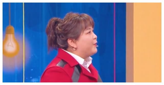 贾玲犀利发问杨幂“合作过最讨厌的三个女艺人”？一旁沈腾笑开花