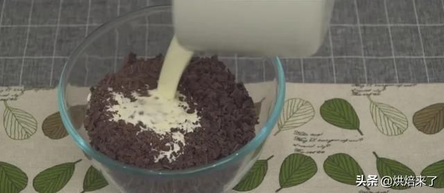 日本|绝了日本小哥做出以假乱真的海岛果冻蛋糕,网友我和猫都惊了