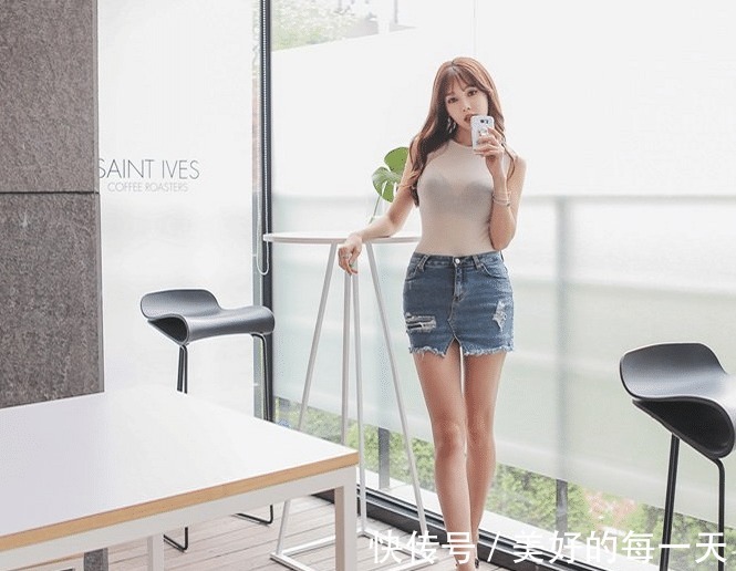 经理|如此时髦的销售女经理,你是她的客户忍心不跟她合作吗