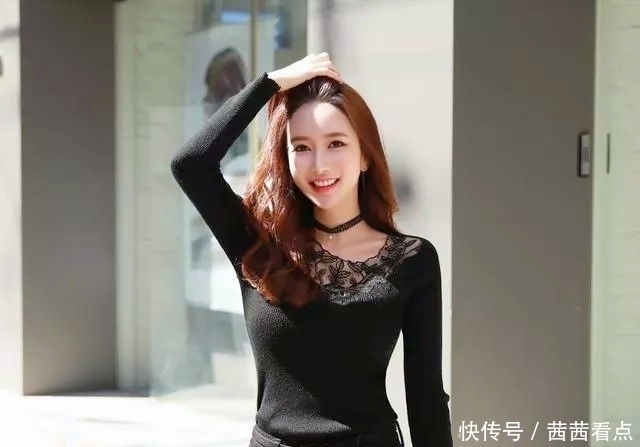 美女写真:气质优雅的温柔美女,一笑倾城