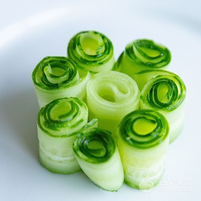  表白|#一道菜表白豆果美食#平淡却惊喜连连的凉拌皮蛋