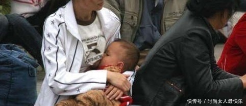 乘客|宝妈在公交车上奶孩子,被大爷大声诉骂,结果被乘客反攻!