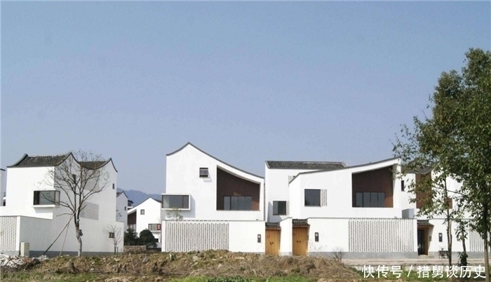 使用权|在农村，“一户多宅”多出的宅基地该怎么解决？答案你可能想不到