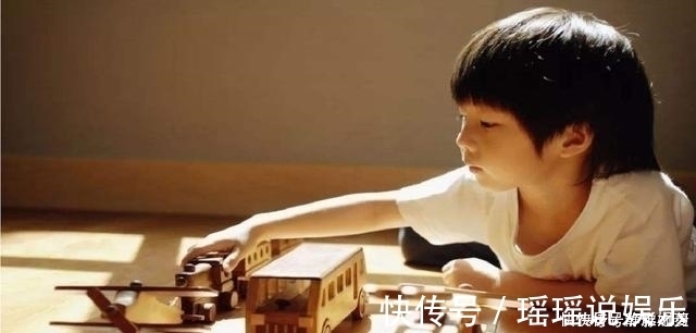 家长|孩子如果沉迷这3种玩具，说明智力远超同龄人，家长要多留心