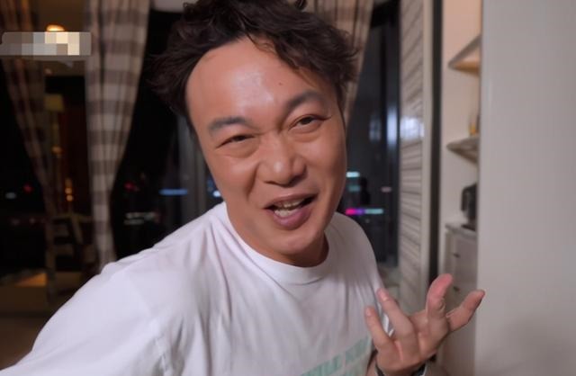 点名|陈奕迅直播点名五个鲜肉,道出当今娱乐圈“长生”的门道