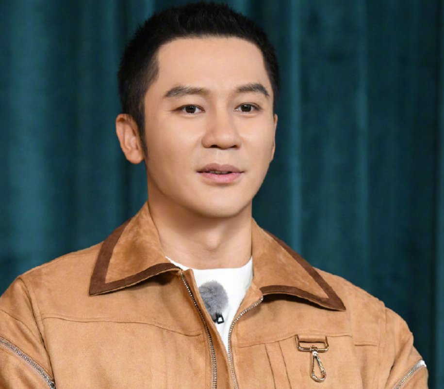 《奔跑吧第九季》剪影海报出炉,原班人马回归,新成员却被质疑