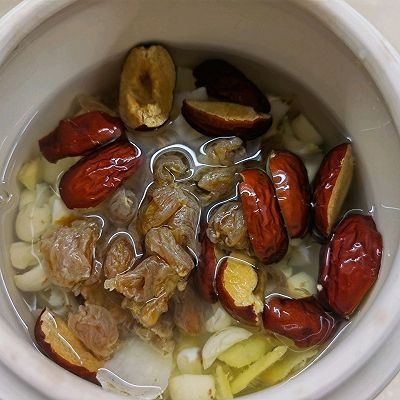 红枣|花胶炖牛奶