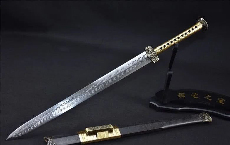 倚天剑|三国时期最强装备盘点、最强武器在曹操手中、最强铠甲归董卓所有