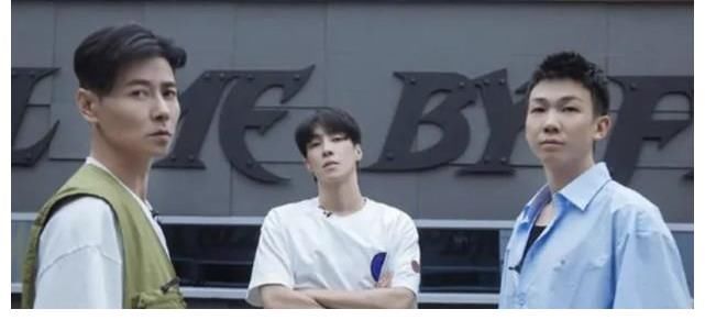 张晋|《哥哥》有五大铁三角，街道办事处拆伙，“父子组合”仅排在第二