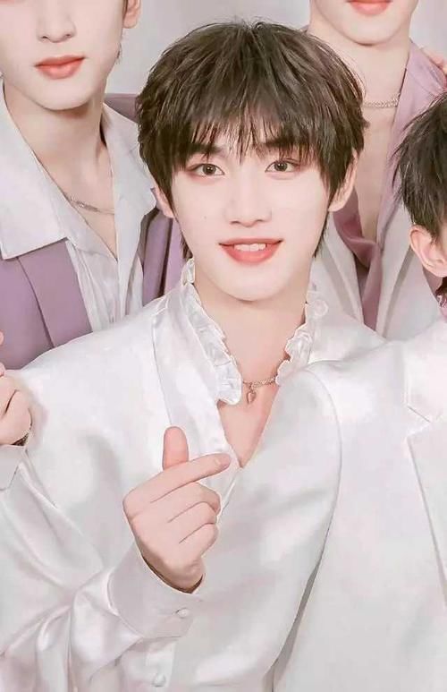 《快本》收视暴跌至0.39!国庆档嘉宾名单流出,网友直言:没看头