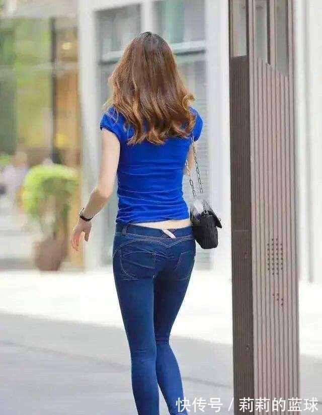 美丽的打底裤时尚动人,容易让人挑花眼,还有气质