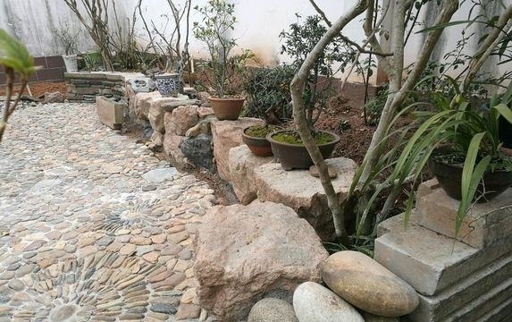 估价|他花3年打造中式庭院，不花钱全靠捡破烂，完工后专家估价百万！