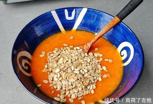 花卷|南瓜最好吃的做法，不做花卷不做饼，加两鸡蛋搅一搅，香嫩拉丝