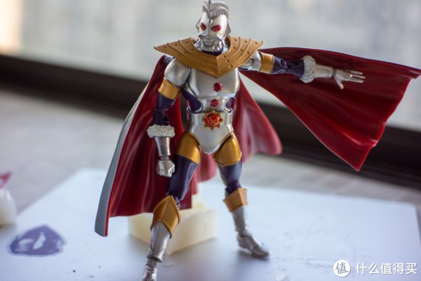 披风|玩物不丧志 篇三十七：抑制不住的王霸之气！国产act奥特之王改造秀