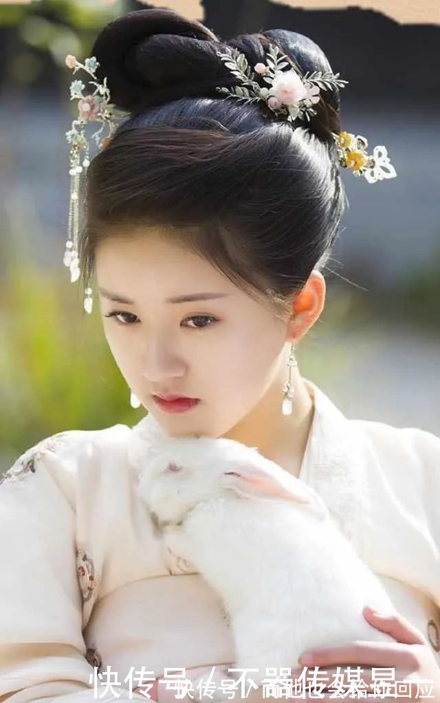 头发|古人做高发髻的方法,居然这么接地气?又一可申遗项目悄悄诞生了