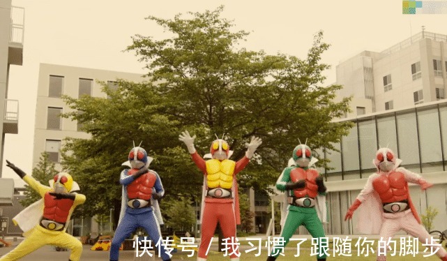 漫画|假面骑士时王剧场版本不存在的九个骑士,漫画空我无敌霸气!