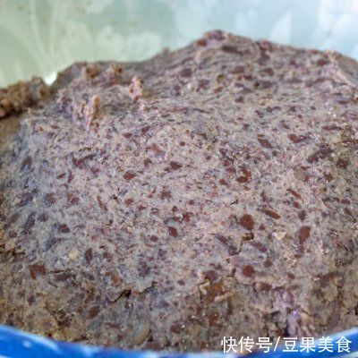 红豆馅儿|好吃到舔盘的黄金大饼，吃一次就上瘾