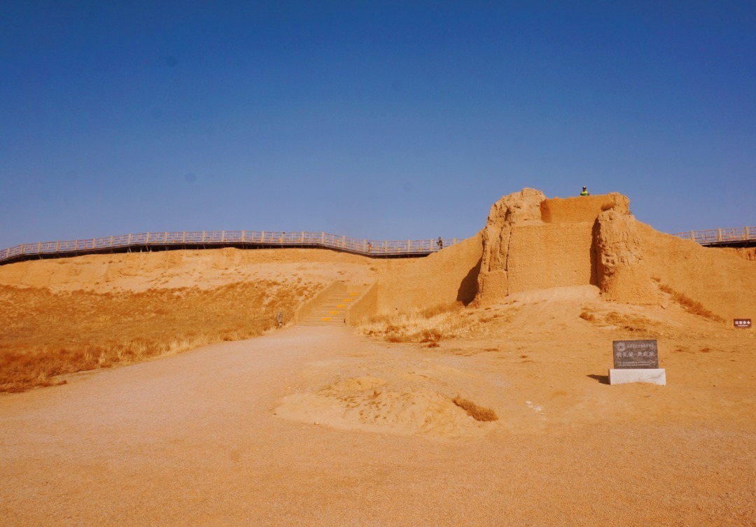 脚踏|一路银川,水洞沟遗址脚踏黄土来,机关四起藏兵洞
