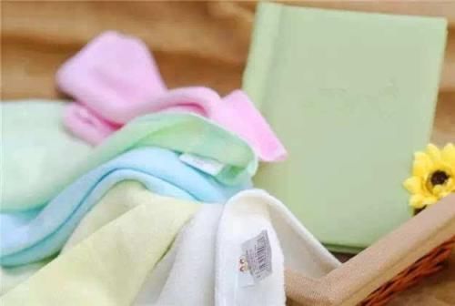 洗脸|毛巾用久了又臭又滑,学学聪明人这一招,洗完跟新买回来的一样