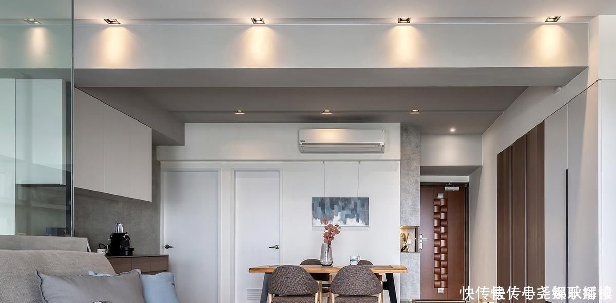 品味四讲|一个人的80㎡小家,极简又高级,一进门就被迷住