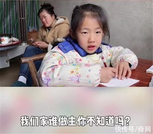 宝爸不让女儿写作业，女儿却把爸爸怼的无话可说