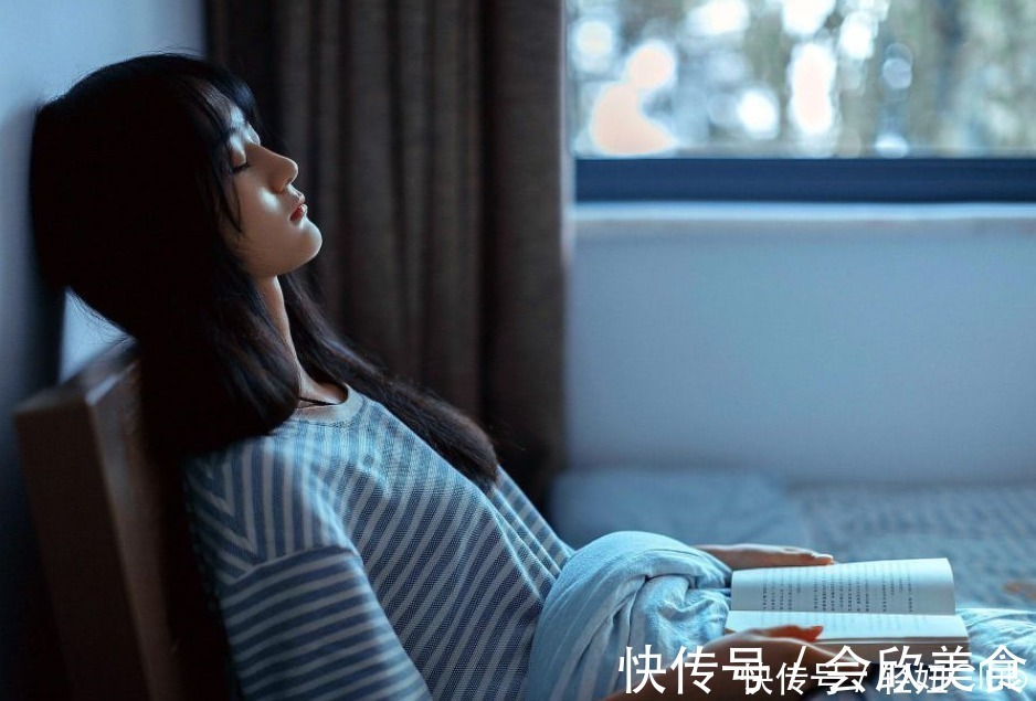 入睡|睡前坚持这7件事，脂肪燃烧整夜，每月比别人多瘦3-5斤！
