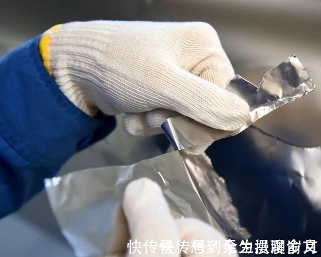 美国|日本“封锁”的技术,美国迟迟无法突破,中国专家:简单