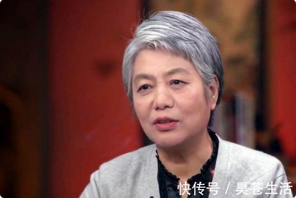 大班|李玫瑾教授：没必要给孩子报这三类“兴趣班”，浪费钱还没效果