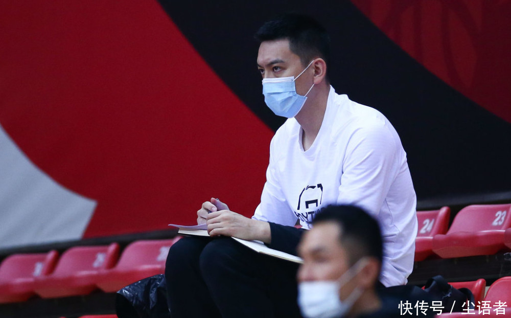 终于等来了,耐克事件后易建联有动作了,但这样的行为真的好吗